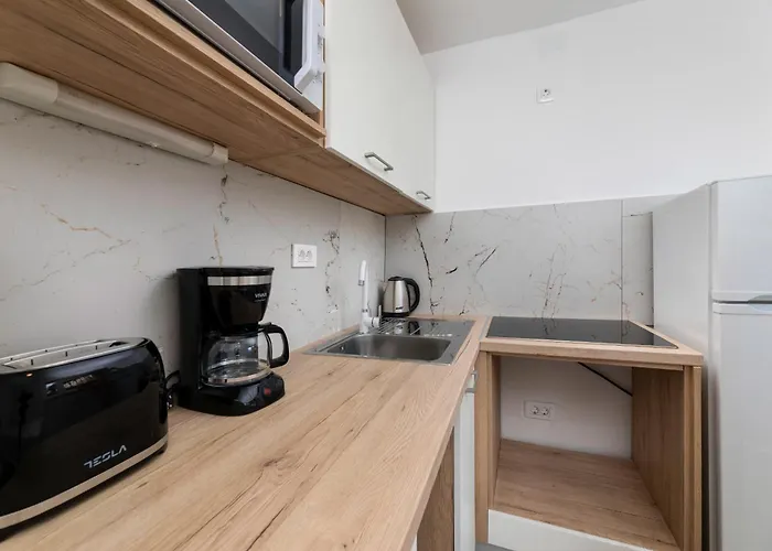 Opera Вилла Повиле