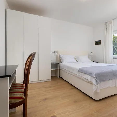 Opera * פובילה