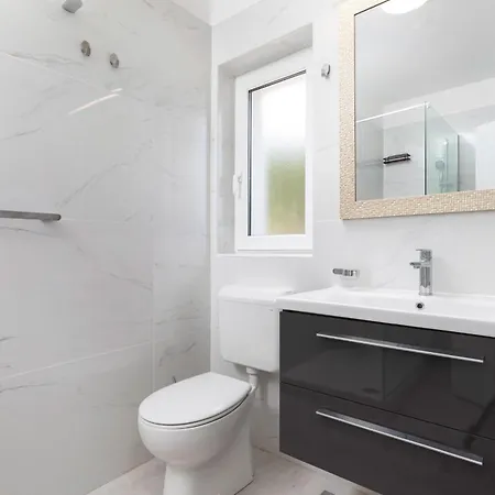 Opera * פובילה